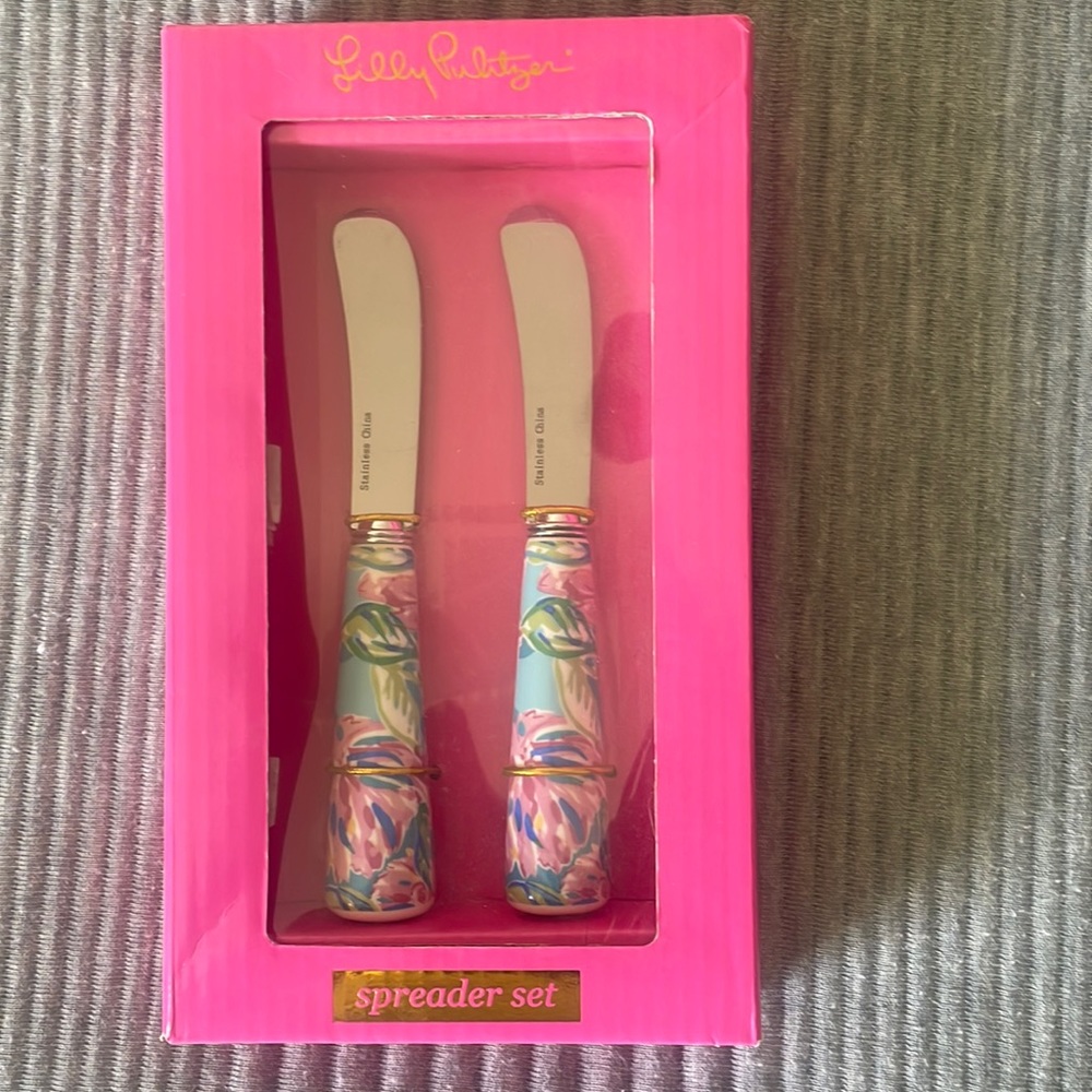 Lilly Pulitzer Spreader set